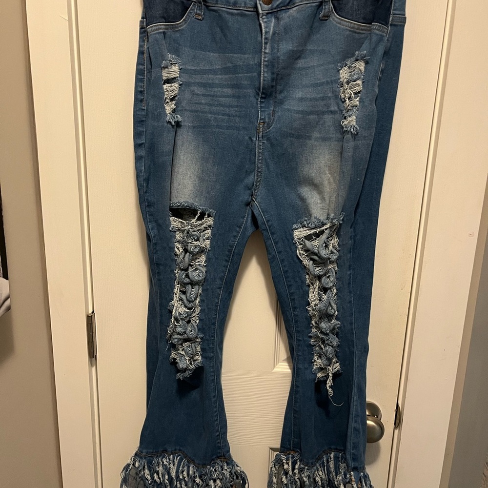 “Loverly Fit”- Trendy Blue Distressed Flare Jeans-SOLD